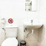 Centrino Hostel *